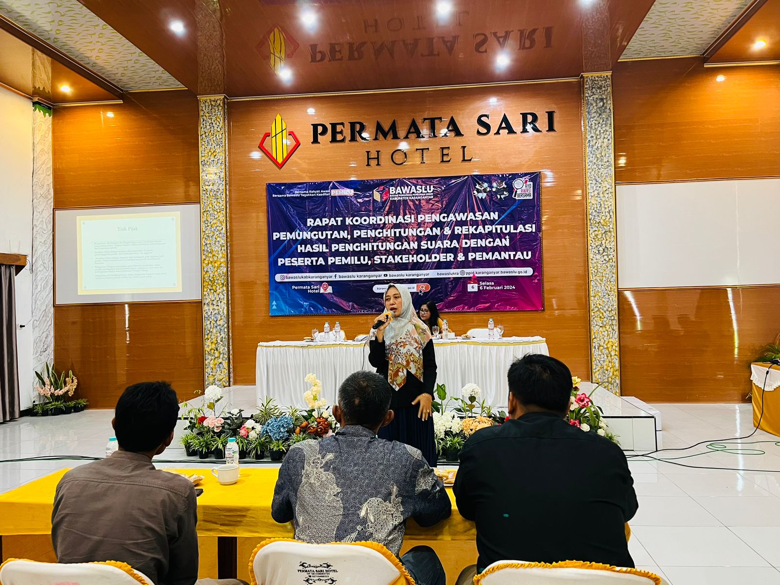 Penyampaian materi oleh narasumber 