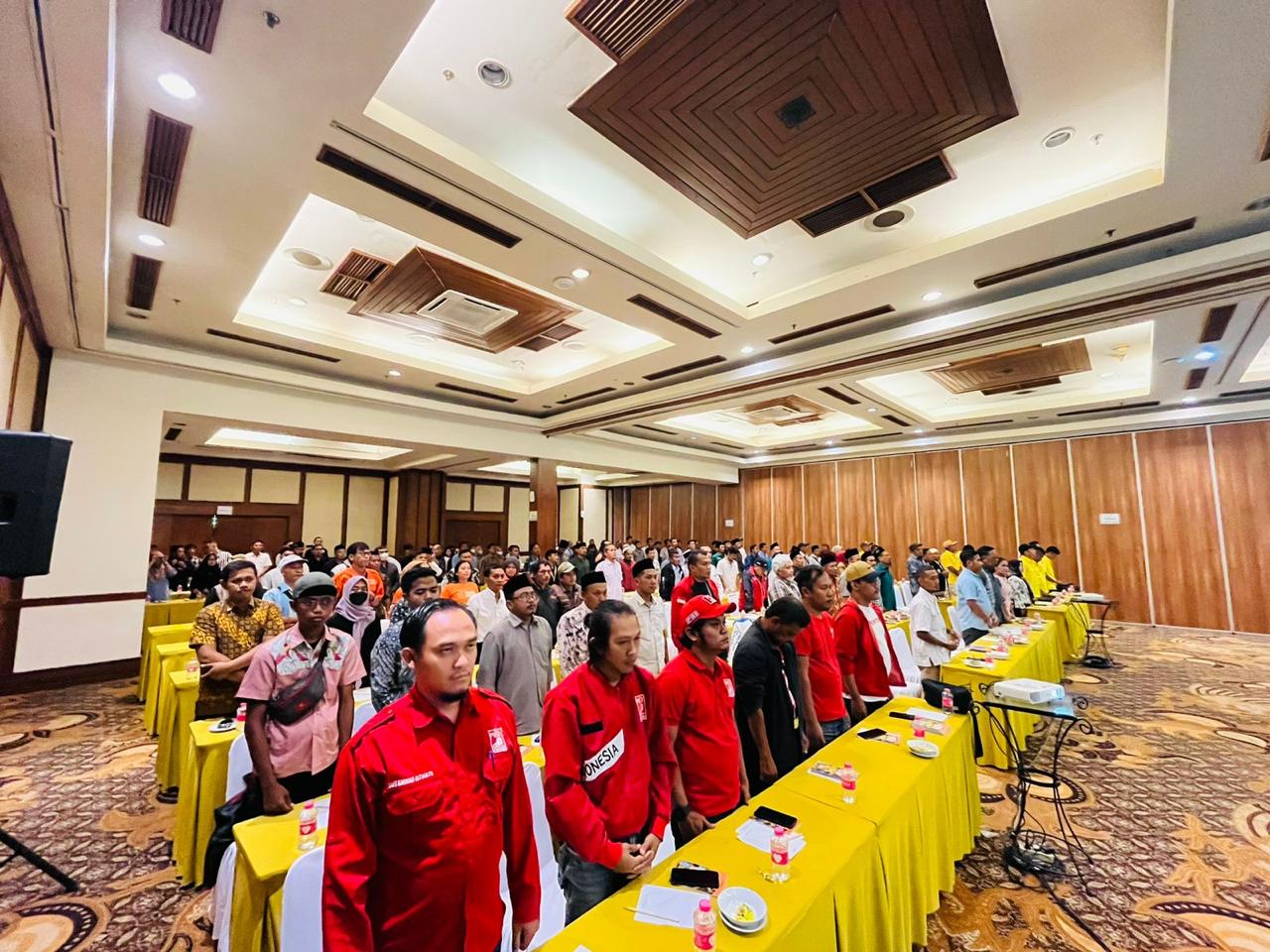 Saksi Peserta Pemilu se-Kabupaten Karanganyar yang terdiri atas 18 Partai Politik, 3 Paslon, dan 11 Anggota DPD Jawa Tengah