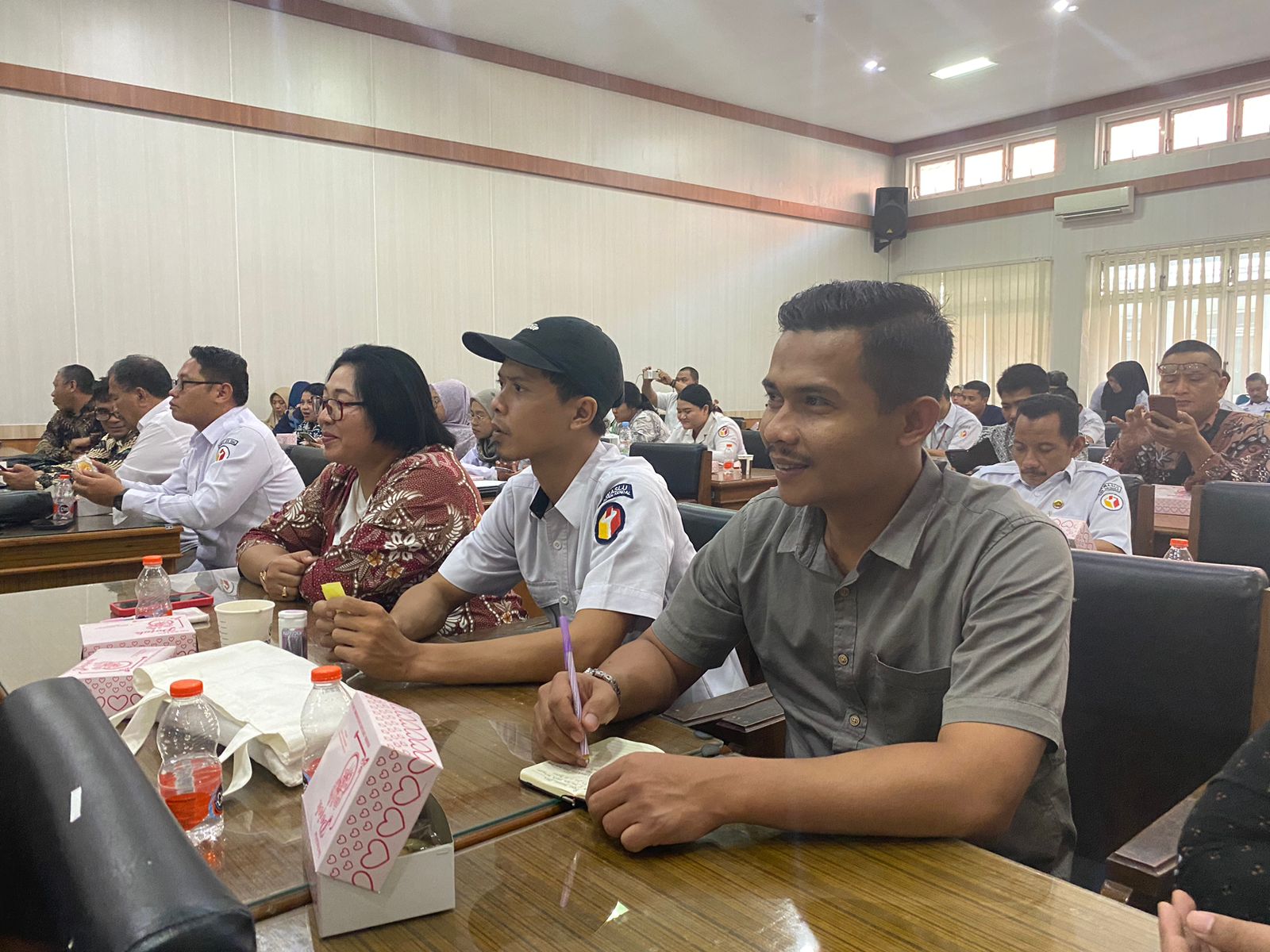 Bawaslu Karanganyar Ikuti Rakor Sosialisasi Monev PPID