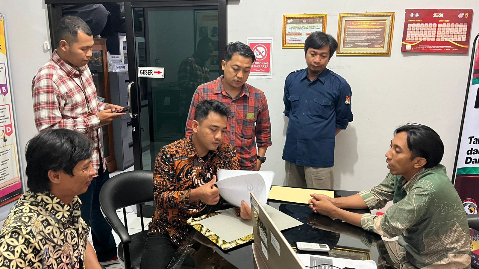 Bawaslu Karanganyar Awasi Penyerahan LADK 