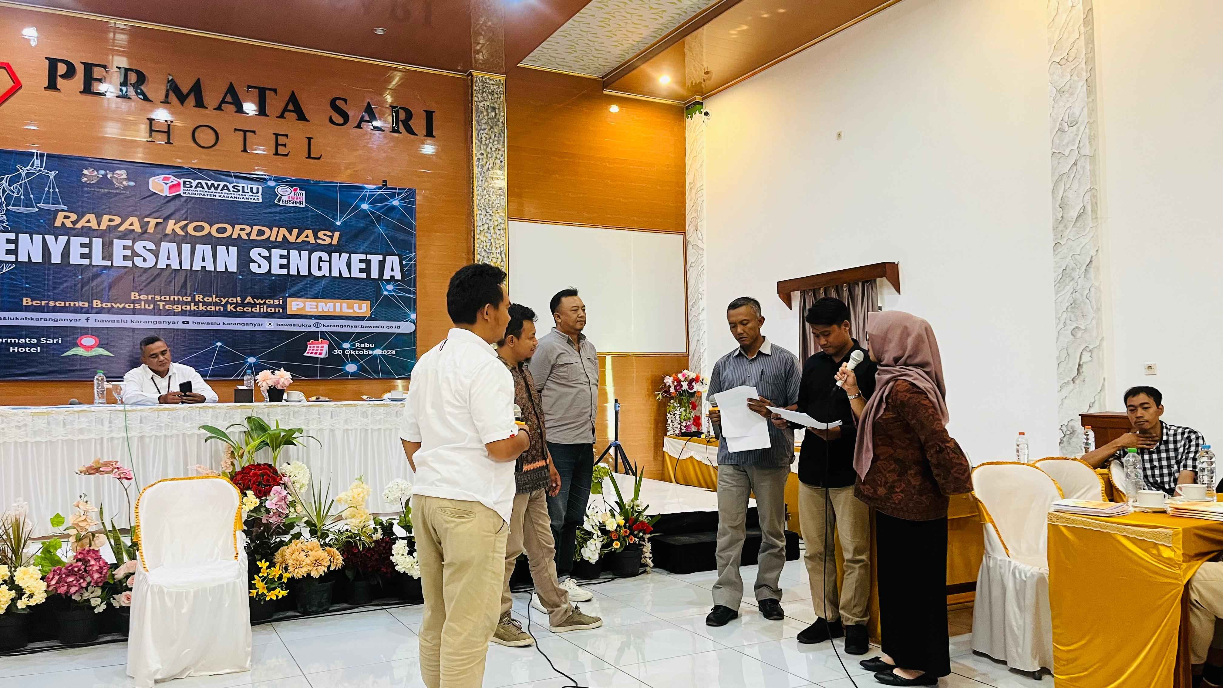 Persiapakan Jajaran Tingkat Kecamatan, Bawaslu Karanganyar Gelar Rakor Simulasi 