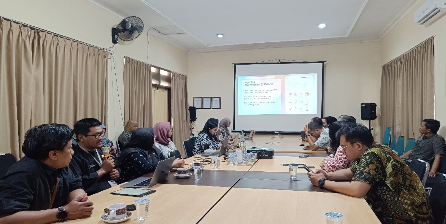 Kegiatan Pelatihan Keterbukaan Informasi Publik dan Open Data
