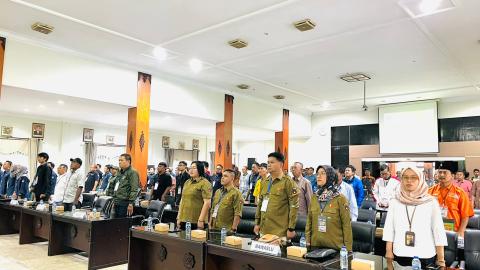 Bawaslu Karanganyar Awasi Rekapitulasi dan Penetapan Hasil Perolehan Suara di tingkat Kabupaten 