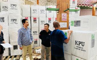 Bawaslu Karanganyar Awasi Distribusi Logistik Pemilu 2024