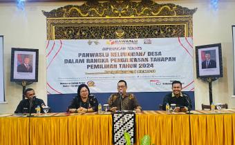 Bawaslu Karanganyar Bekali Panwas Kelurahan/ Desa Hadapi Tahapan Pemilihan